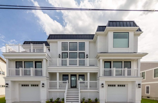 Die Aussicht von diesem Haus ist atemberaubend!