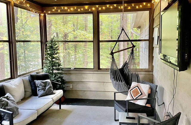 *NEW*Ossipee Lake, Kid and Pet Friendly *king bed*