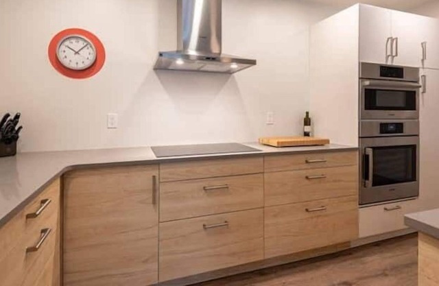 203 - Main Street 2-bed Wolfville Suite with City View