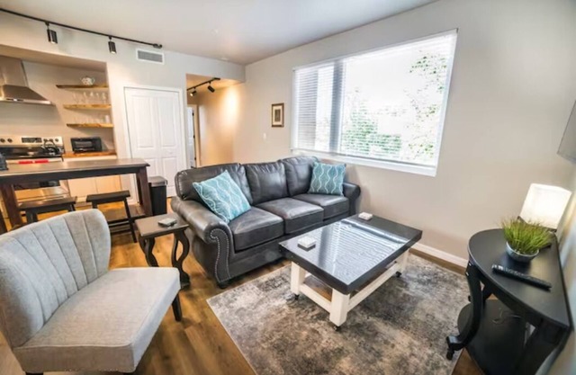 203 The Lofts, by Flagtown, 2 bed 2 bath