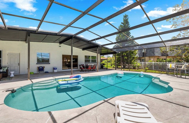 2035 SqFt | King Bds | BBQ | W/D | No C/O Instr