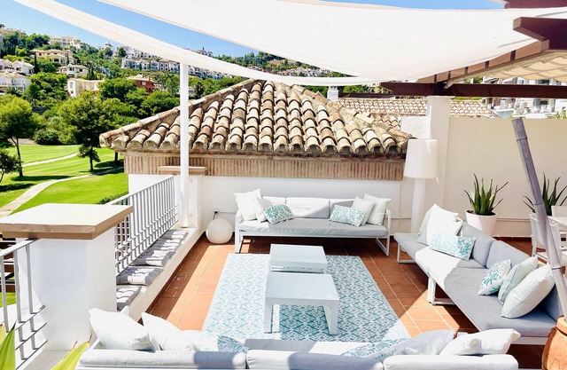 Penthouse mit Solarium und Blick auf den Golfplatz Los Arqueros (Ref 21)