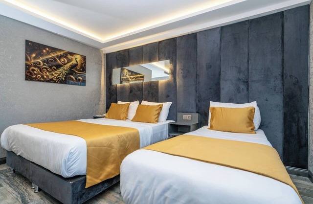 216 Silver Suite