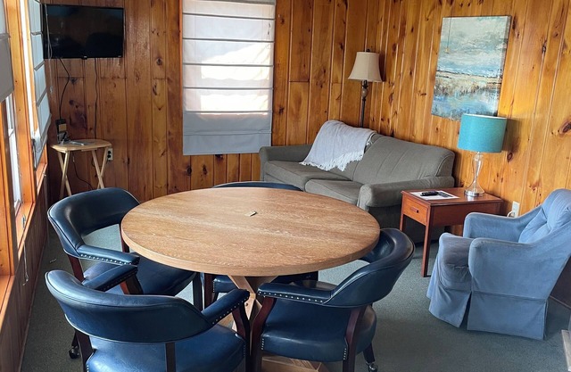 218 Rainy River Retreat