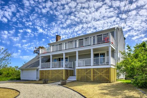 220 Phillips Road Sandwich - The Cape Angel