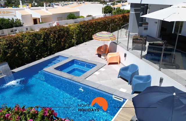 #221 Cerro Grande 35 by Home Holidays