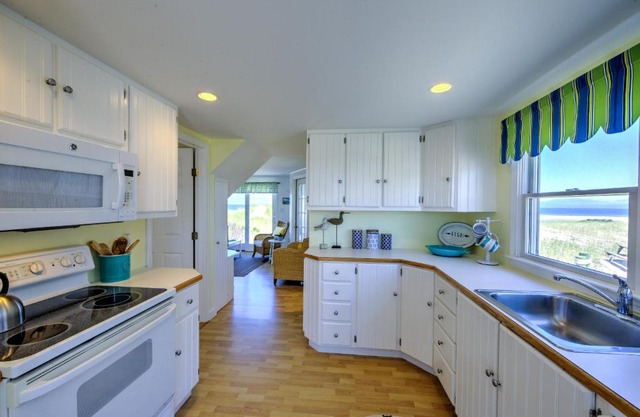 225 J North Shore Blvd East Sandwich Cape Cod - Cape Shore J