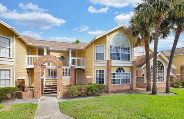 2492 Your home away from Home!