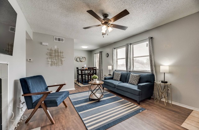 25% OFF 1BD Apt, Pool, HWY183/121, DFW - Irving