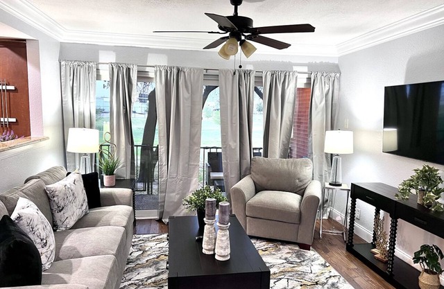GP22B - Greenbelt View 2BD/2BA furnished Condo
