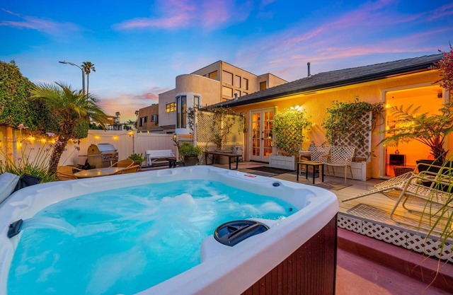 30% Off June 5-8! W/Hot Tub, Minute Walk To Sand
