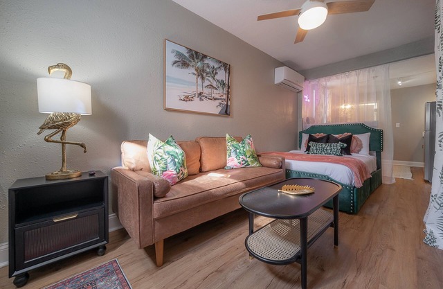 2501 W North B St, Unit 8