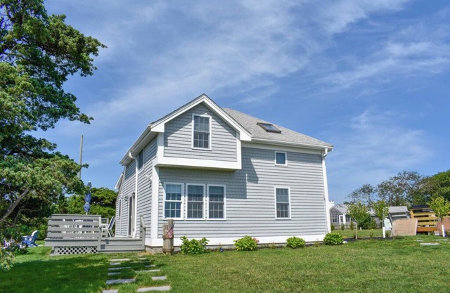 27 Trotting Park Ext Carriage House