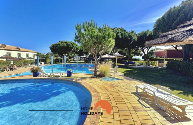 #274 Pedra dos Bicos T by Home Holidays