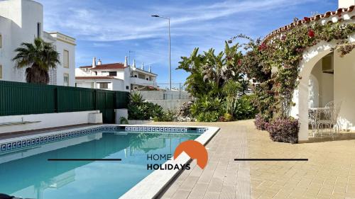 #278 Fonte dos Leoes by Home Holidays