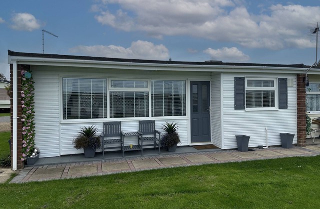 286 Sundowner | Winterton Cottages