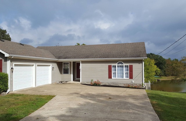 Bayside Bungalow, großes Dock, gute Autobahnanbindung, nahe LBL