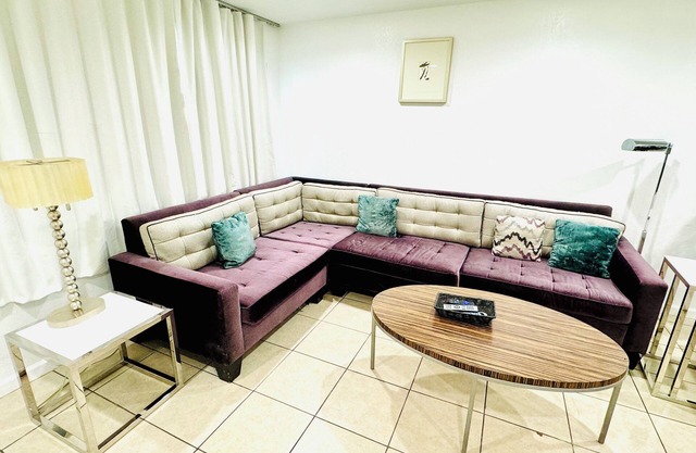Apartment, 2Bdr, Las Vegas Strip, Haustiere erlaubt, LVCC, Sema Show, SALE, BEST, Stylish, 7