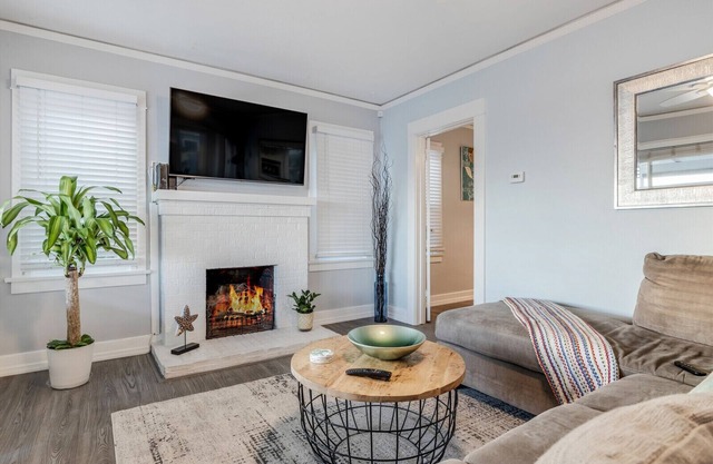 2BD Bay Views Pet Friendly 5min to Seaworld
