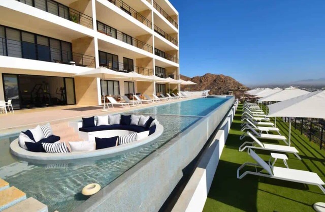 2BD Luxury apartment Heart of Cabo (Montemar 202)