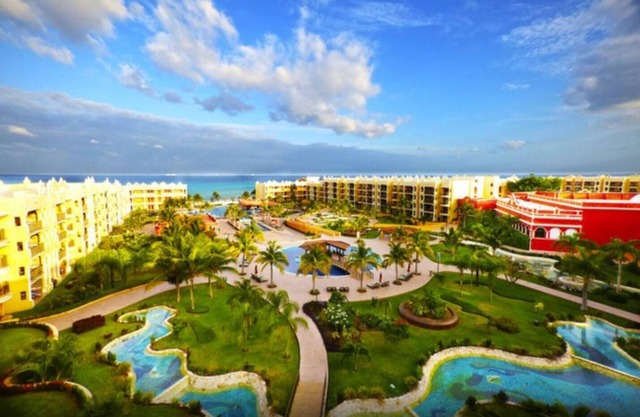 2BD Royal Haciendas: Terrace w/ Oceanview & Resort