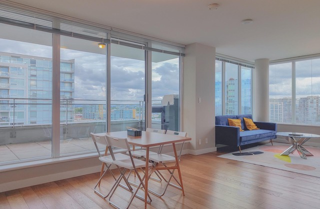 2BDR & 2Bath | AC | 900sq.ft | Free WiFi&Parking