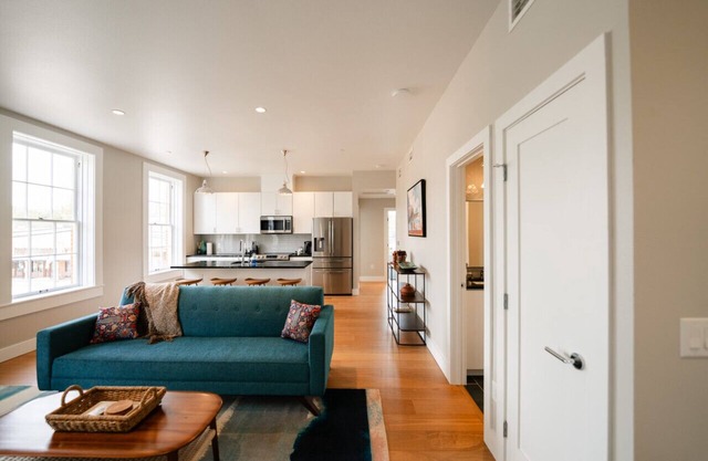 2br / 1.5 bath in Martindale