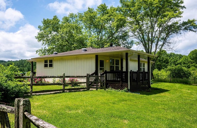 2BR, 1BA, One (1) Dog Friendly