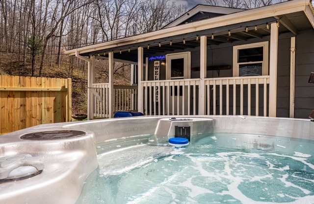 2BR, 1BA