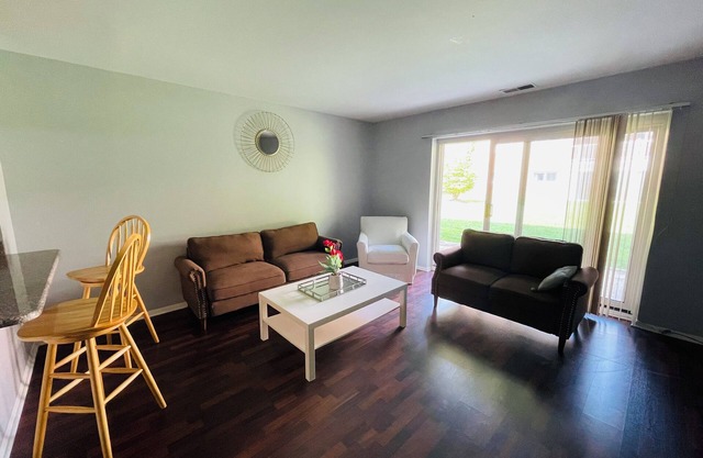 This apartment is a 2 bedroom(s), 2 bathrooms, located in Elkins Park, PA.