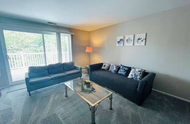 2BR, 2BA Condo Monthly Discount