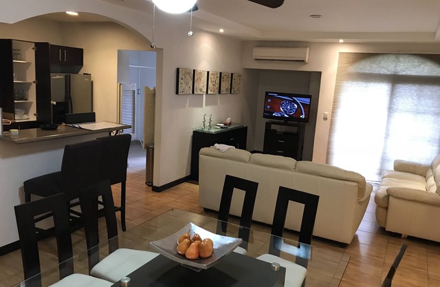 2 Zi Wohnung in San Pedro Garza Garcia (BEST LOCATION GARANTIERT)