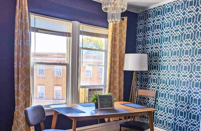 2BR|Close to WashU, Delmar Loop, DTown Clayton|W&D