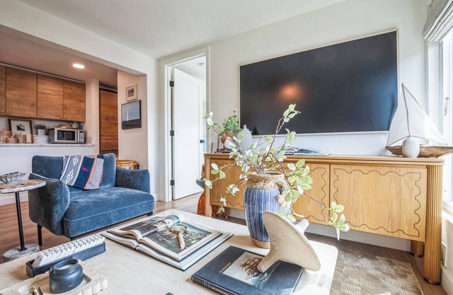 2BR - Coastal Wellness - Bay Views + Private Deck in sunny San Diego