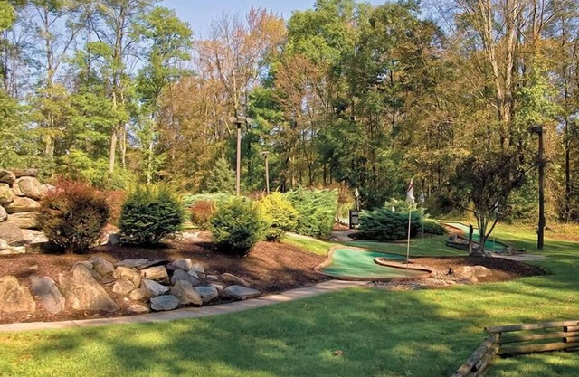 2br Condo Family Fun in Picturesque Poconos!