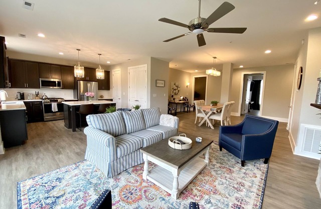 2BR Condo in Downtown Lynchburg w/ Picturesque Views