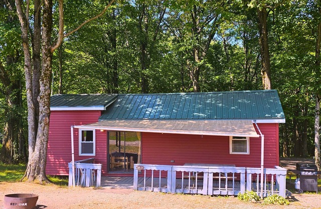 2BR Eagles Nest Cottage