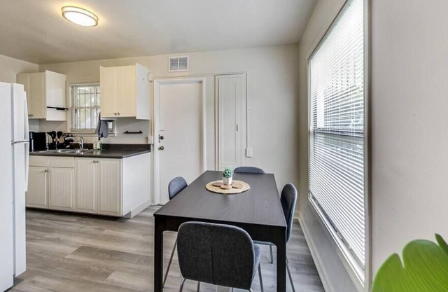 2BR in Berkeley Near Campus!
