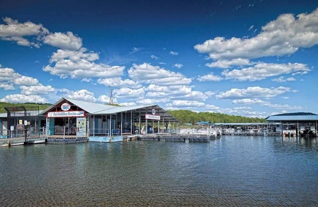 2br Loft Condo Family Fun Marina/Boating!