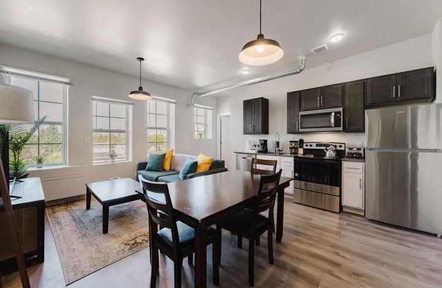 2BR Modern Retreat Near Henry Ford