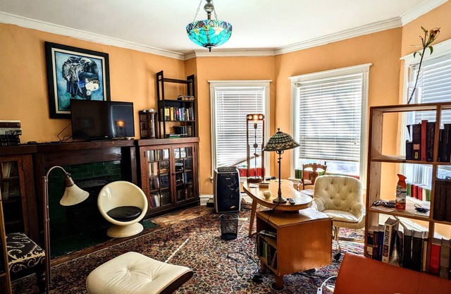 2BR near Hyde Park UChicago Medical Museums Robie House Large & Comfortable