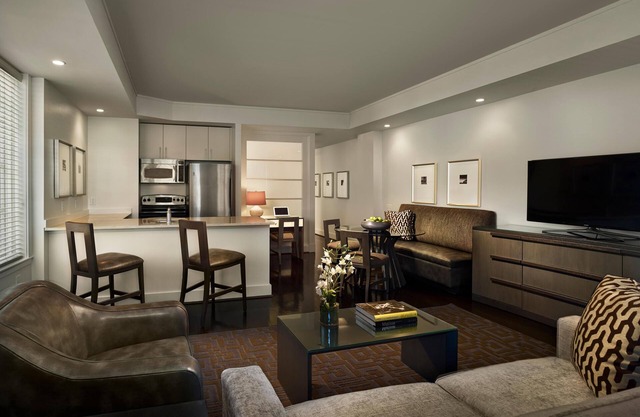 2BR Platinum Suite/Walk to White House Nat'l Mall