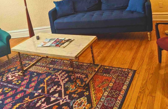 2BR W&D|Mins to Delmar Loop, WashU, DTown Clayton