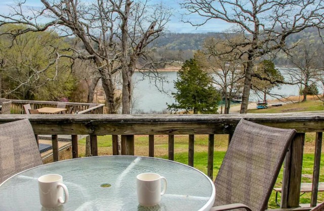 2BR Waterfront Cabin w/ Pool + Swim & Boat dock