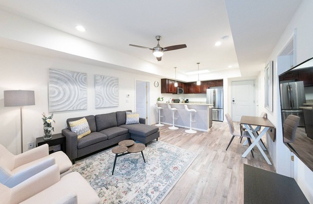 2G| Homely Private Condo| Charm in KAT & Marketplace|
