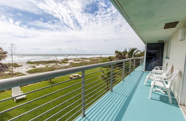 2nd floor beach condo