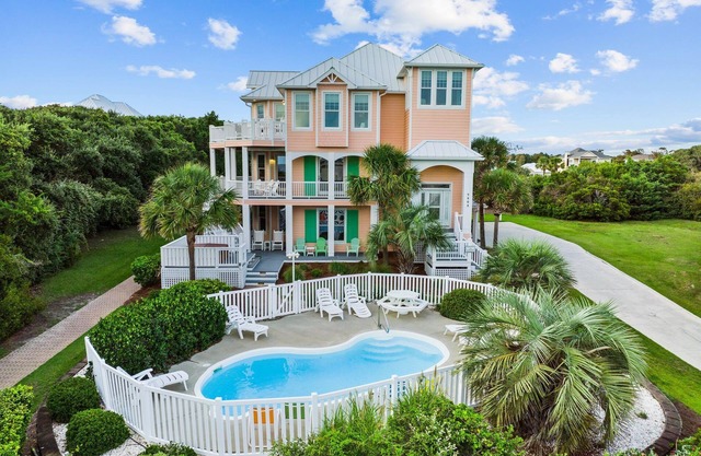 Upscale 2. Strandhaus W / Ansichten, privater Pool, Whirlpool, Halb privater Strand Gehweg