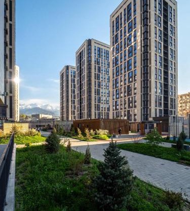 3-комнатная С ПАНОРАМНЫМ ВИДОМ на ГОРЫ на главном проспекте Аль-Фараби