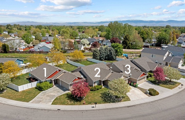 3 Adjacent Homes | Great for Families | Sleeps 24