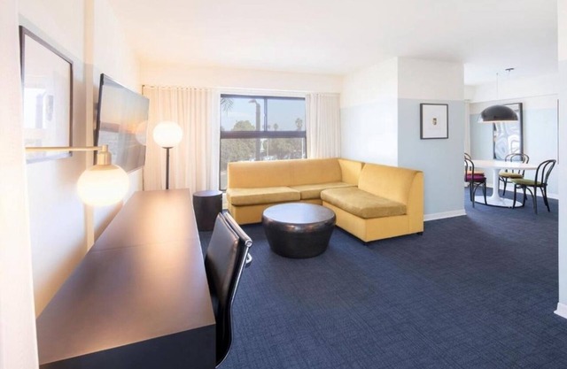 3 Balcony Rooms w/City Views | Kitchen | Rooftop Lounge | Free Breakfast